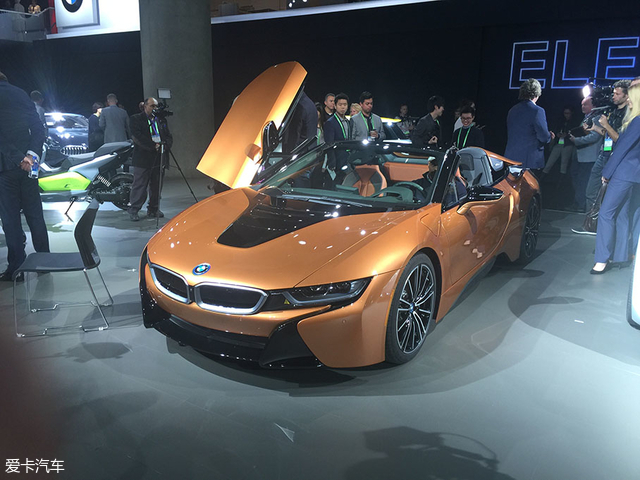 i8