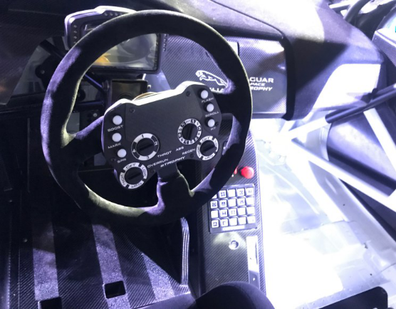 ³ۿ2018ݳչ ݱi-pace etrophy׷1228.png